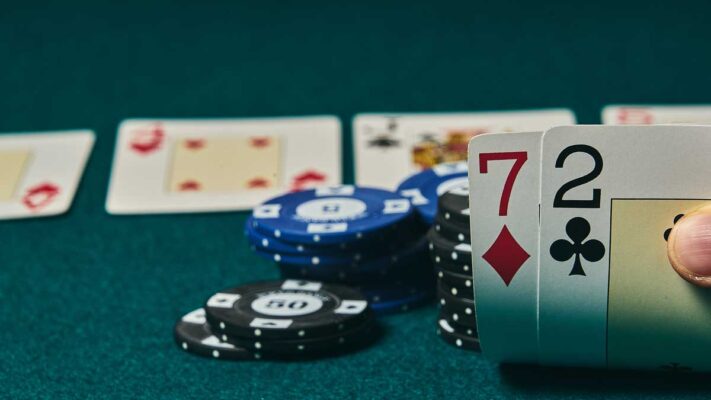 Bluff Poker Là Gì? Tuyệt Chiêu Sử Dụng Bluff Trong Poker Tại Hitclub
